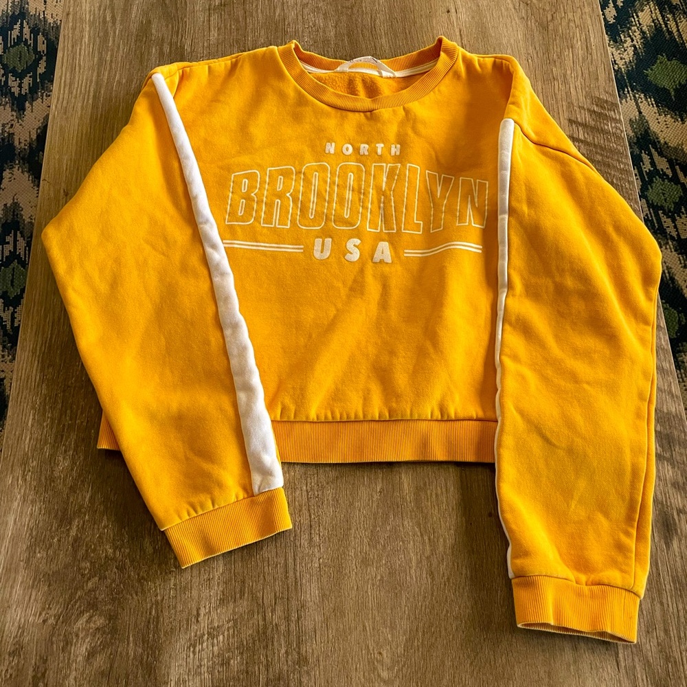 H&M. Youth sweatshirt 12-14 years